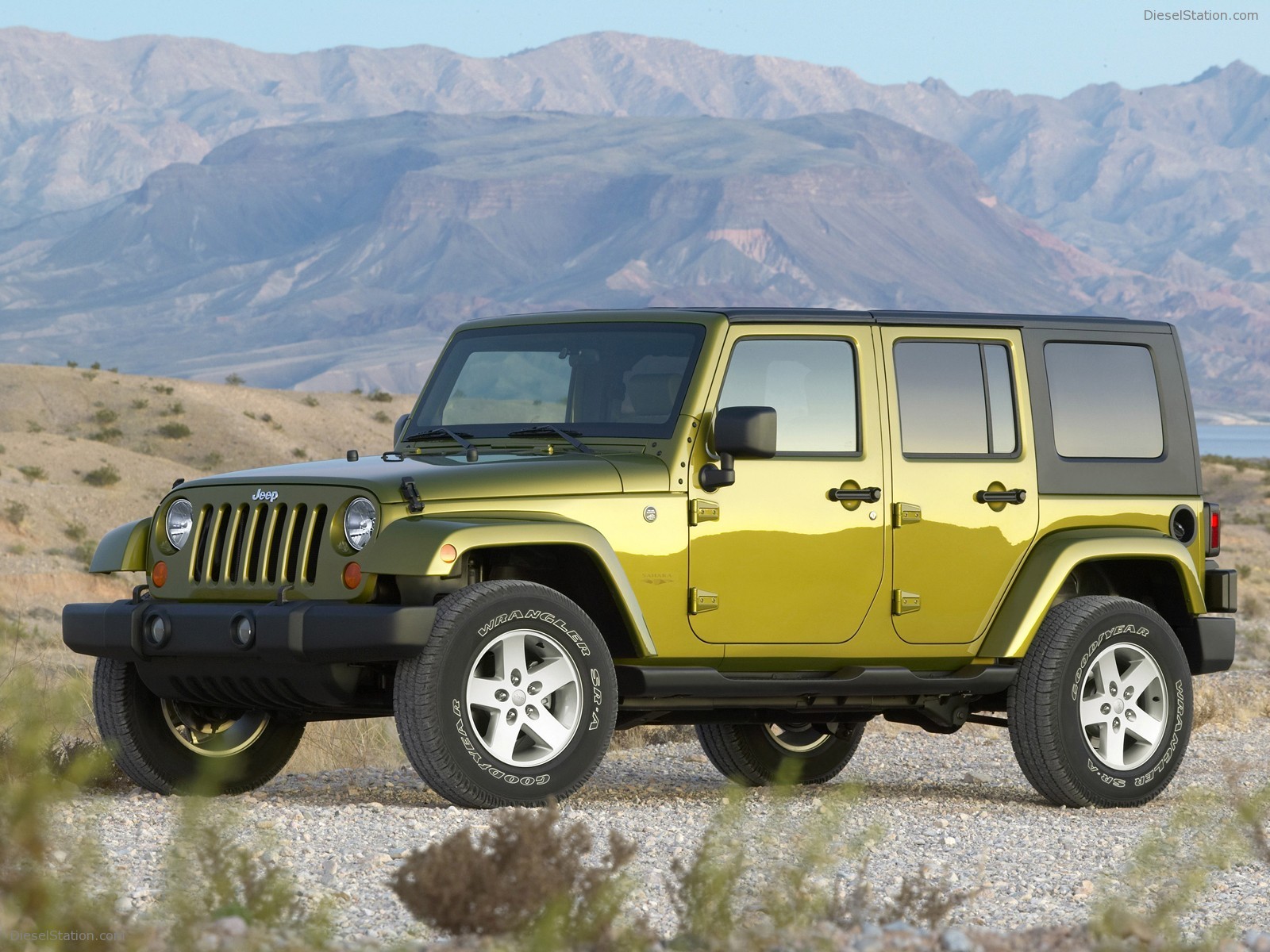 Jeep Wrangler Unlimited 4 Door (2007)